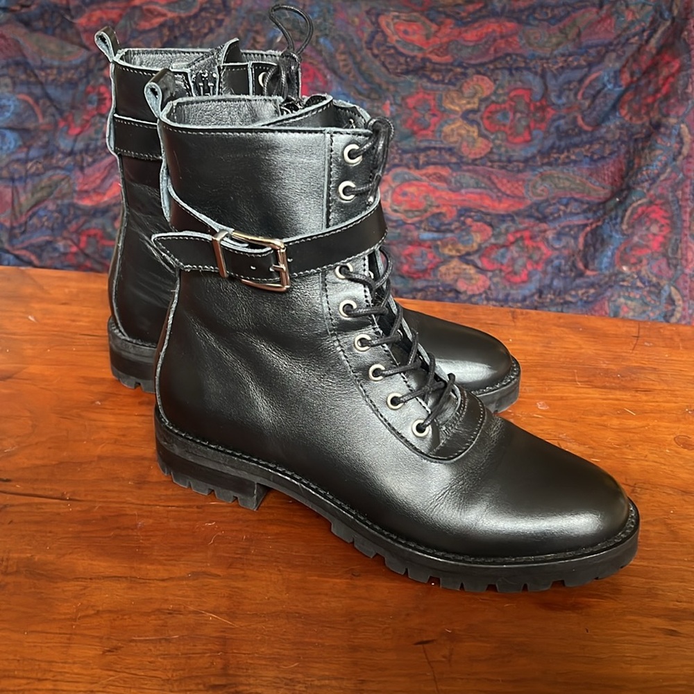 Women’s Combat Boots - size 9 / 39